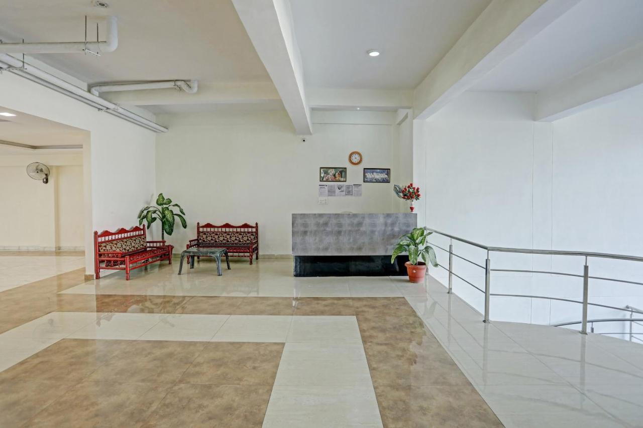 Oyo Flagship 80971 The Lime Tree Bareilly Bagian luar foto