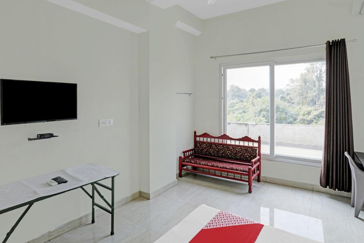 Oyo Flagship 80971 The Lime Tree Bareilly Bagian luar foto